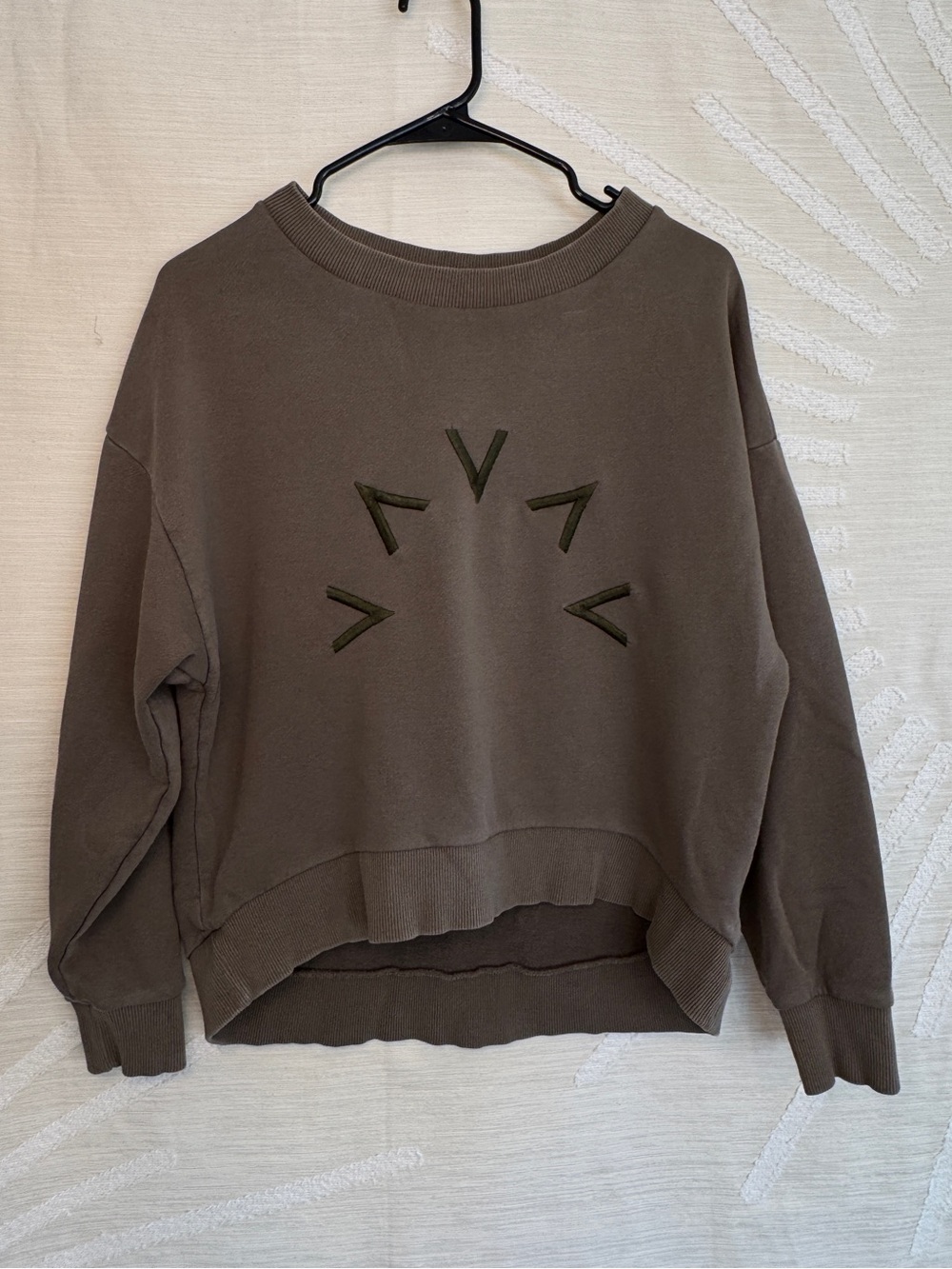 Varley Women’s Small Holborn Olive Embroidered Cropped Sweatshirt - Picture 2 of 8